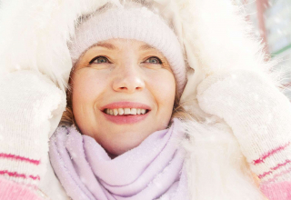 كيف تحدّين من جفاف بشرتكِ خلال فصل الشتاء؟ 5 نصائح قيّمة لكِ
