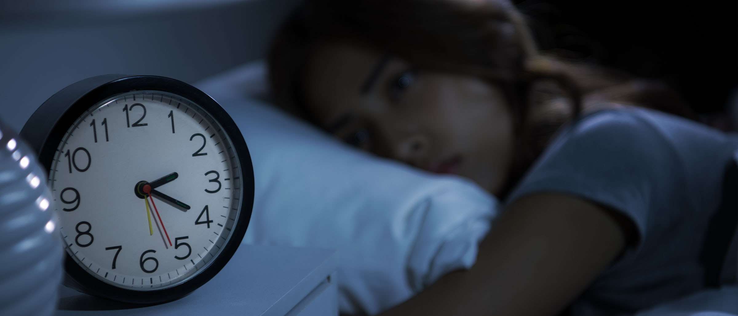 14 طريقة لعلاج اضطرابات النوم والأرق بعد رمضان