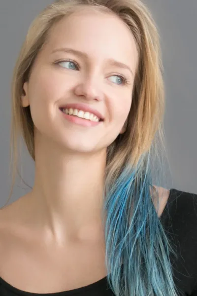 Colored Hair and Dandruff? Not Anymore! Follow These Steps for Beautiful, Flake-Free Hair