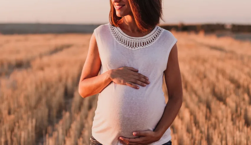 الحماية المثلى لك ولمولودك: اكتشفي فوائد واقي الشمس أثناء الحمل