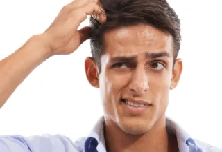 Don’t Be Fooled: Separating Fact from Fiction in Dandruff Treatments and Remedies!