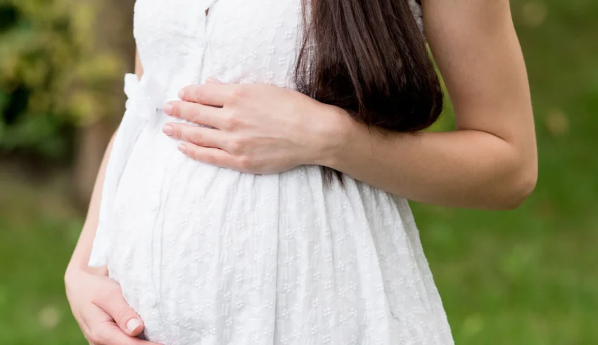 تألقي بأمومتك: أسرار العناية بالشعر خلال فترة الحمل!